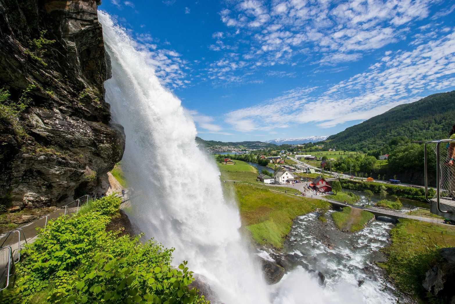 Steinsdalsfossen