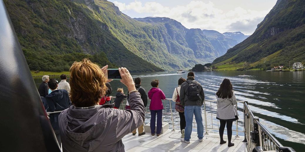 Electrical cruise through Nærøyfjorden