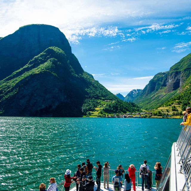 cruise to Nærøyfjorden